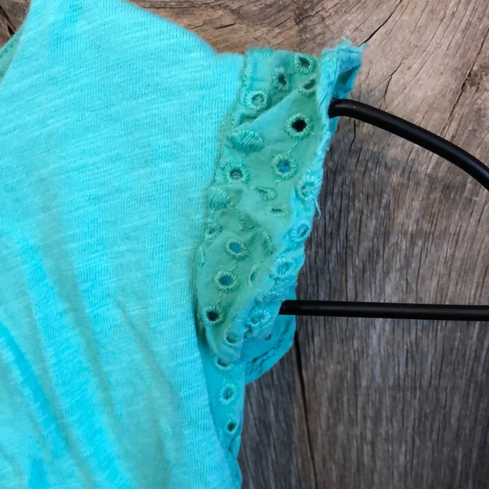 GapKids  Eyelet Cap Sleeve Top Blue Green Size 10 Girls